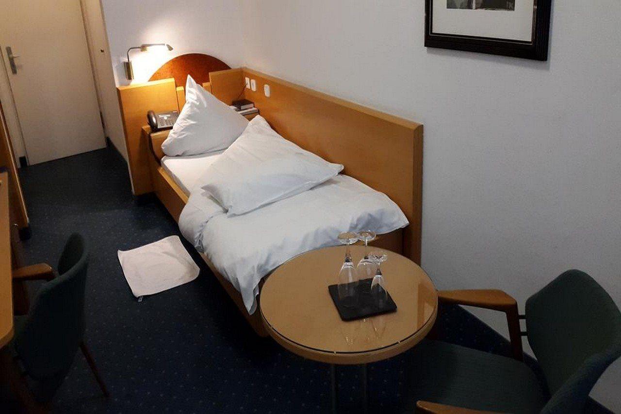 Hotel Unger Stuttgart Chambre photo