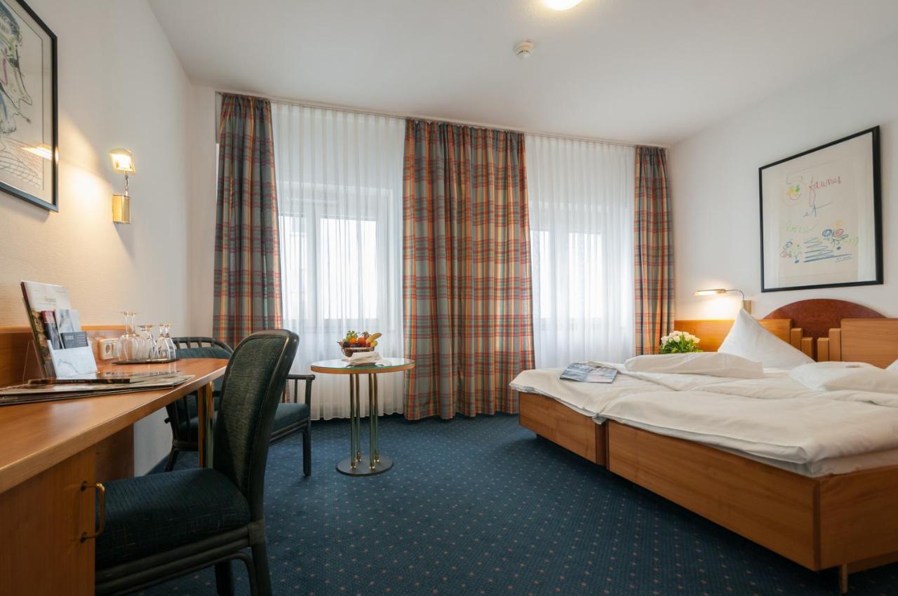 Hotel Unger Stuttgart Chambre photo